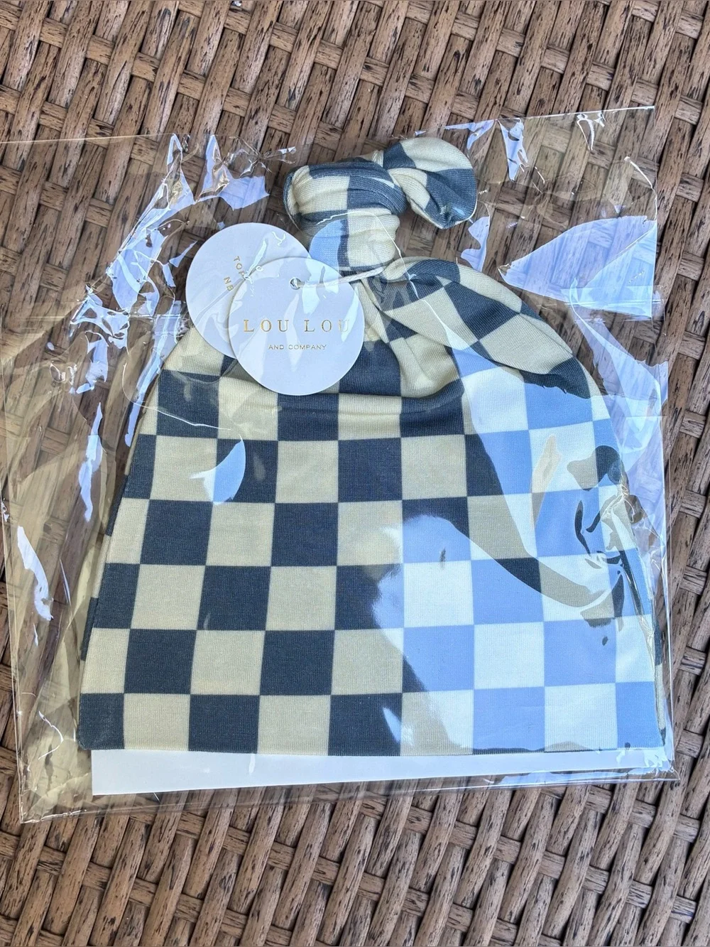 New Lou Lou and Company NB-3 months Miles Top Knot Beanie Hat Checkered Blue